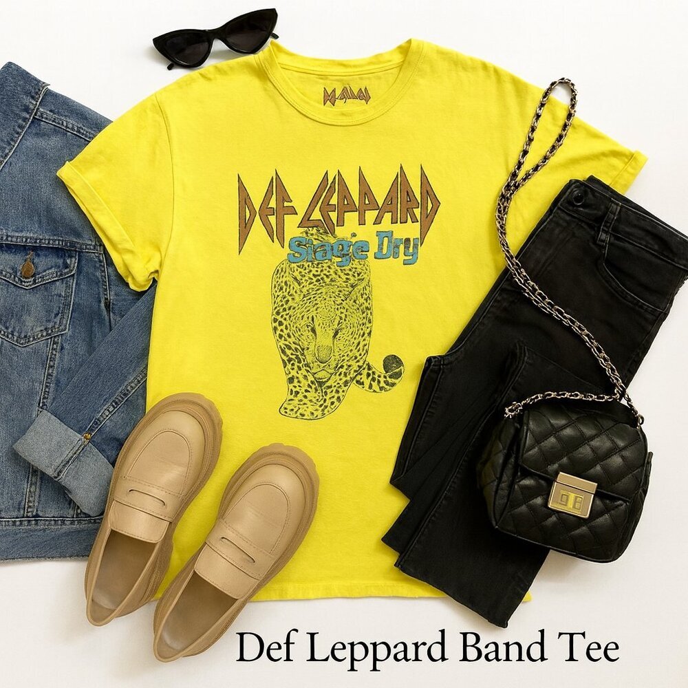 Def Leppard Leopard Graphic Tee Yellow Goodie Two Sleeves Size Large Rock Band